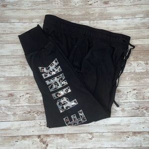 Victoria’s Secret PINK jogger sweatpants